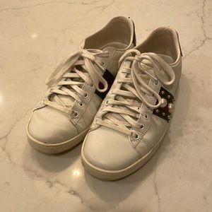 Pre loved Gucci sneakers
